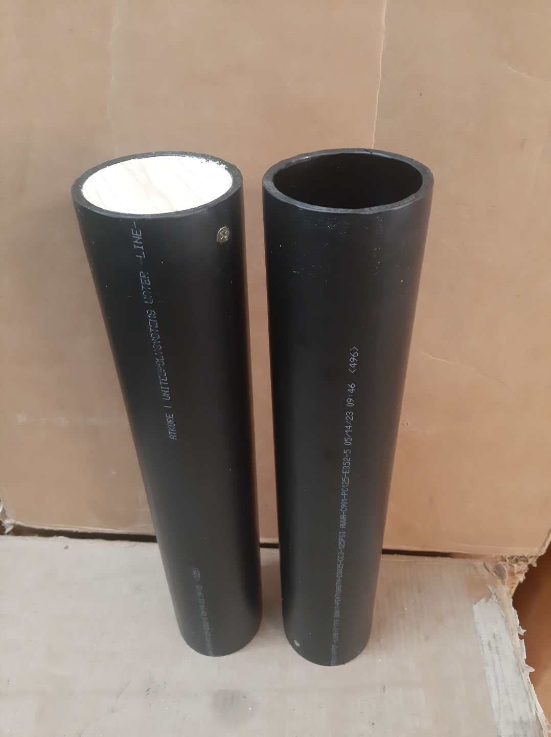 3" SDR17 tube 18" long <br>1 1/2" plug