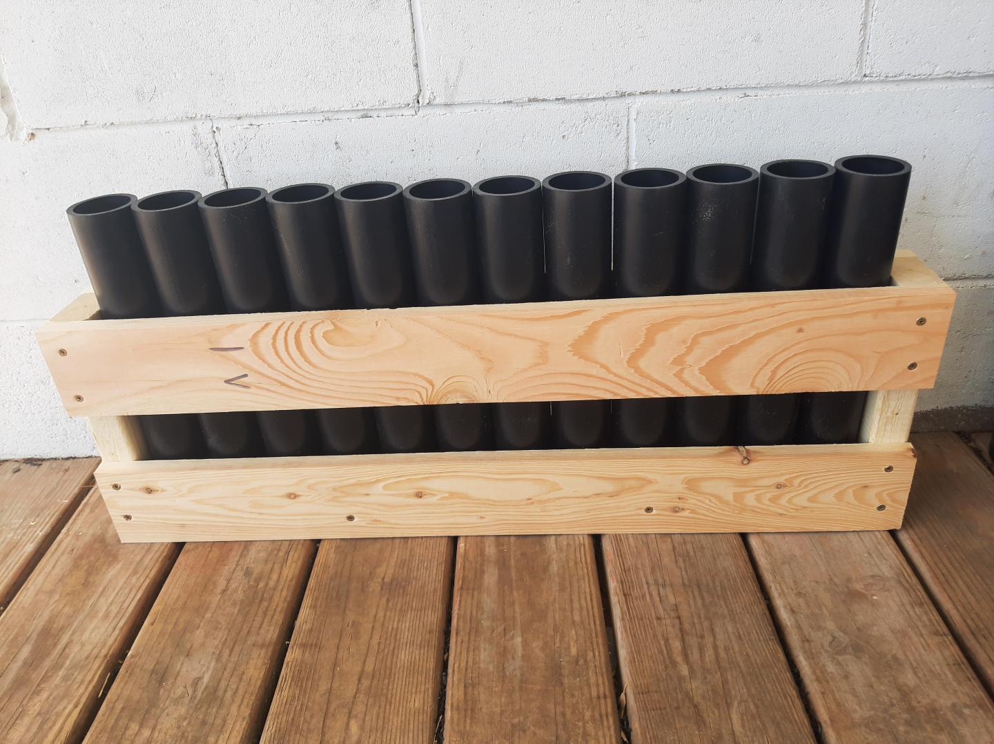 1.91 consumer racks. 12 shots. <br>12" tubes