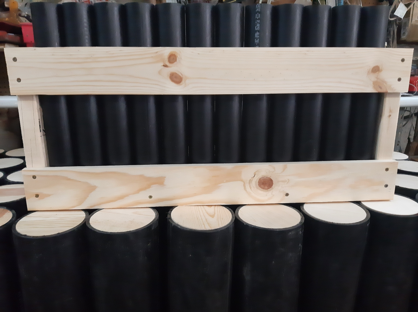 1.91 consumer racks. 12 shots. <br>15" tubes