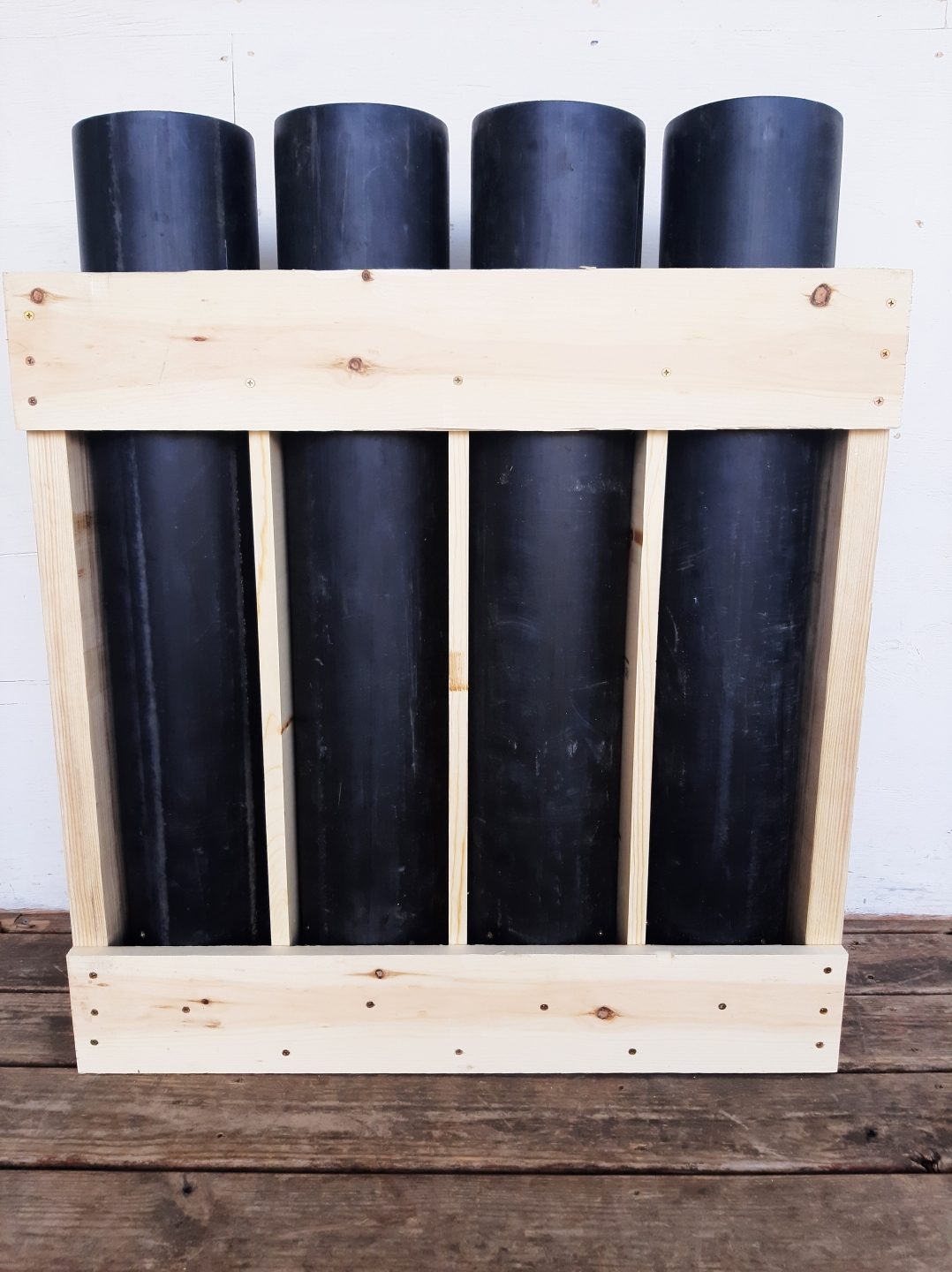 6" rack with 4 tubes 36" long. <br>3/4" divider between each tube